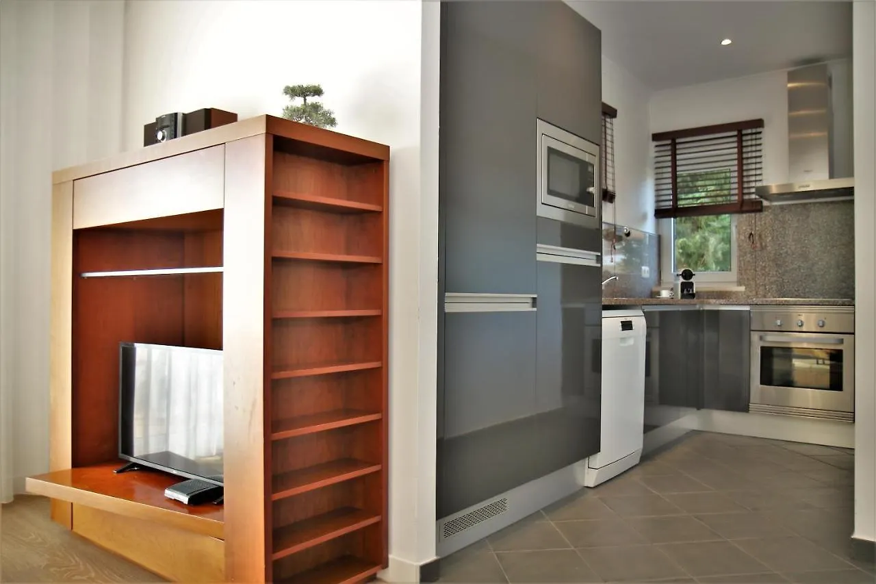 Pine Tree Apartments - Praia Da Coelha - 阿尔布费拉 0*,  葡萄牙