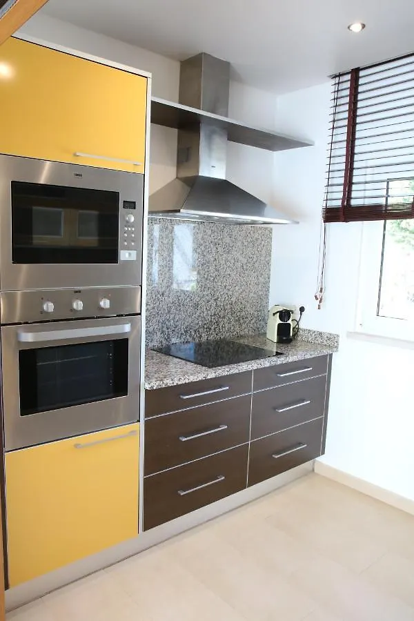 Pine Tree Apartments - Praia Da Coelha - 阿尔布费拉 0*,