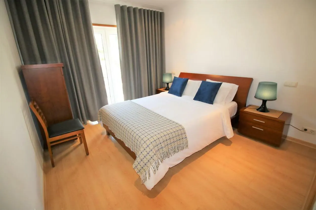 Pine Tree Apartments - Praia Da Coelha - 阿尔布费拉